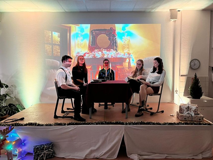Lebendiger Adventskalender im Seiler-Gymnasium