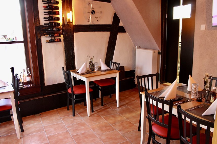 Ein Steak- und Schnitzelhaus ist am 1.1.2024 in das Bonifacius St&uuml;bchen in Bad Langensalza eingezogen