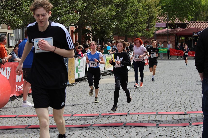 Eintausend L&auml;uferinnen und L&auml;ufer beteiligten sich am 3T&uuml;rmelauf in Bad Langensalza 2024