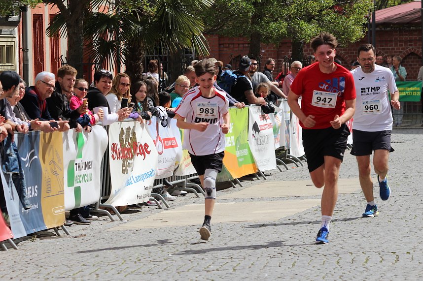 Eintausend L&auml;uferinnen und L&auml;ufer beteiligten sich am 3T&uuml;rmelauf in Bad Langensalza 2024