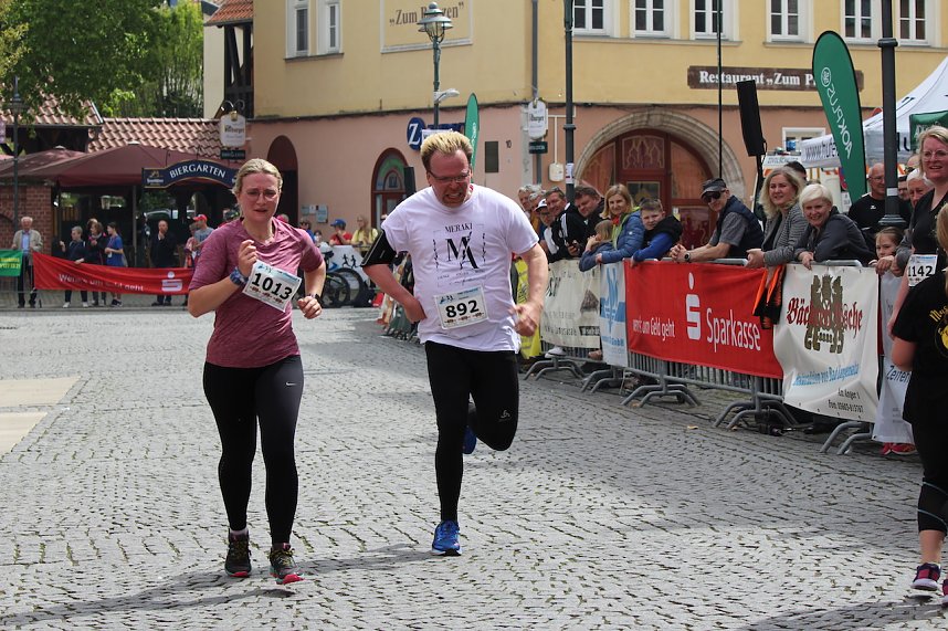 Eintausend L&auml;uferinnen und L&auml;ufer beteiligten sich am 3T&uuml;rmelauf in Bad Langensalza 2024