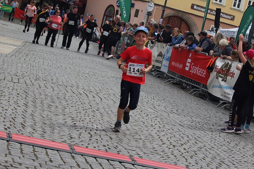 Eintausend L&auml;uferinnen und L&auml;ufer beteiligten sich am 3T&uuml;rmelauf in Bad Langensalza 2024