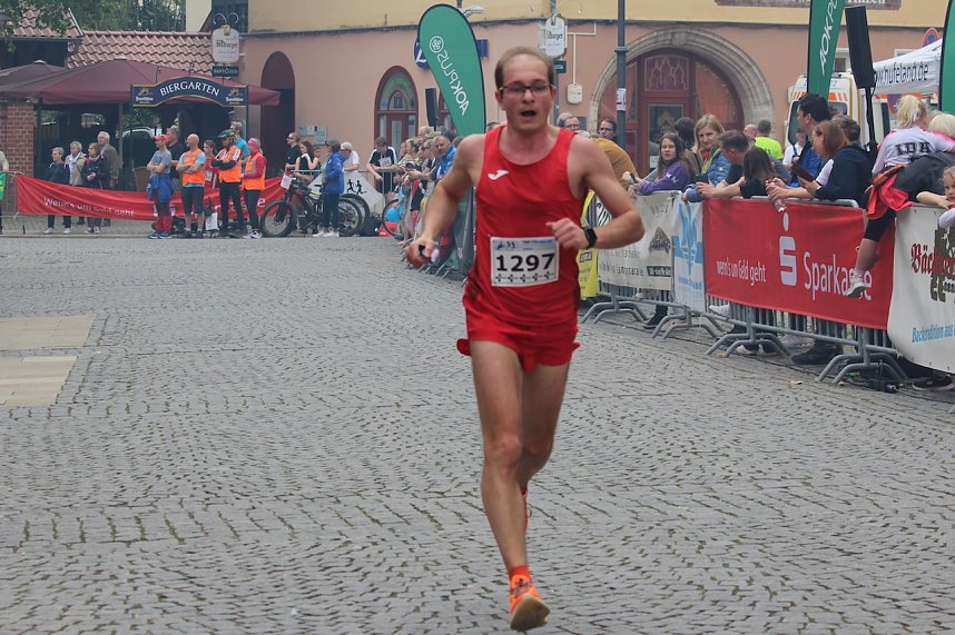 Eintausend L&auml;uferinnen und L&auml;ufer beteiligten sich am 3T&uuml;rmelauf in Bad Langensalza 2024