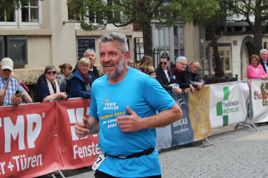Eintausend L&auml;uferinnen und L&auml;ufer beteiligten sich am 3T&uuml;rmelauf in Bad Langensalza 2024
