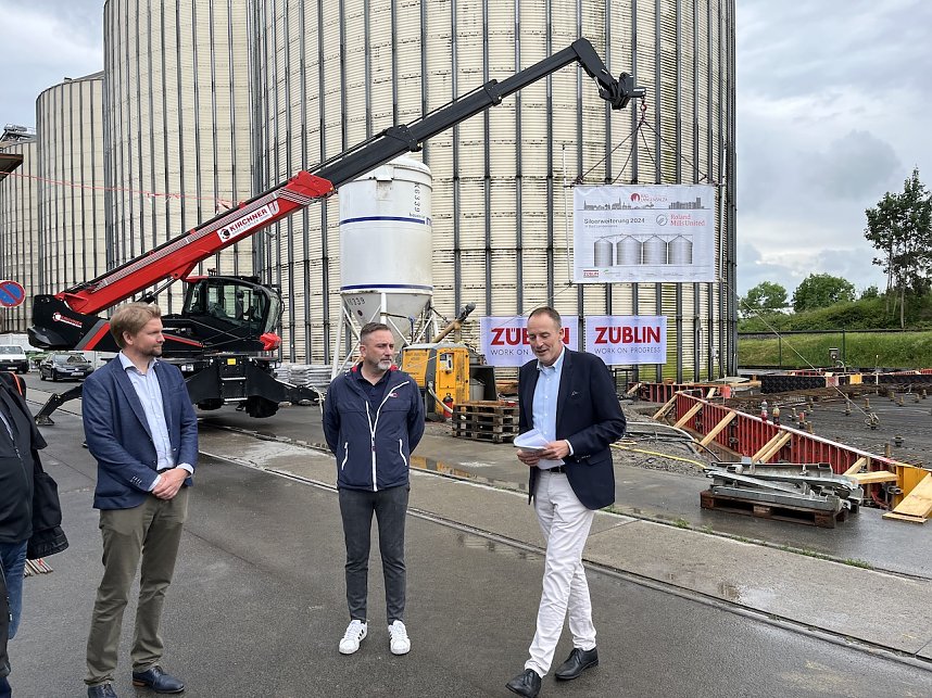 Erster Spatenstich f&uuml;r Siloerweiterungsbau in Bad Langensalza