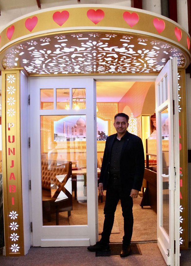 "Gianni" Ramzan vor seinem neuen Restaurant