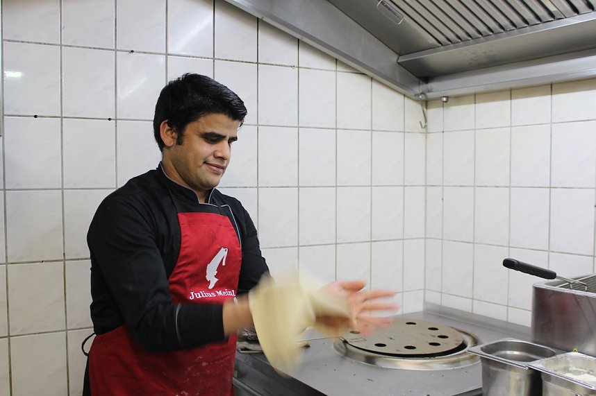 Er&ouml;ffnungsfeier mit geladenen G&auml;sten im Punjabi Bad&acute;sha