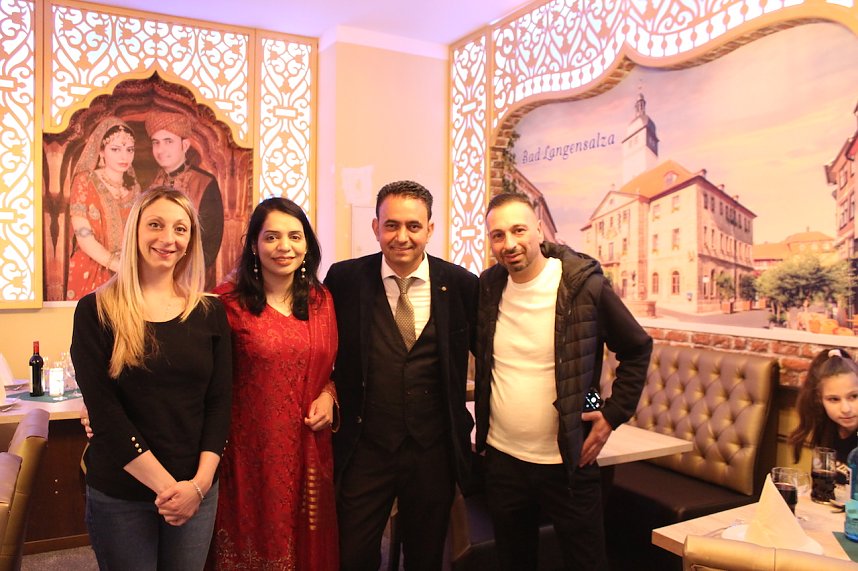 Er&ouml;ffnungsfeier mit geladenen G&auml;sten im Punjabi Bad&acute;sha