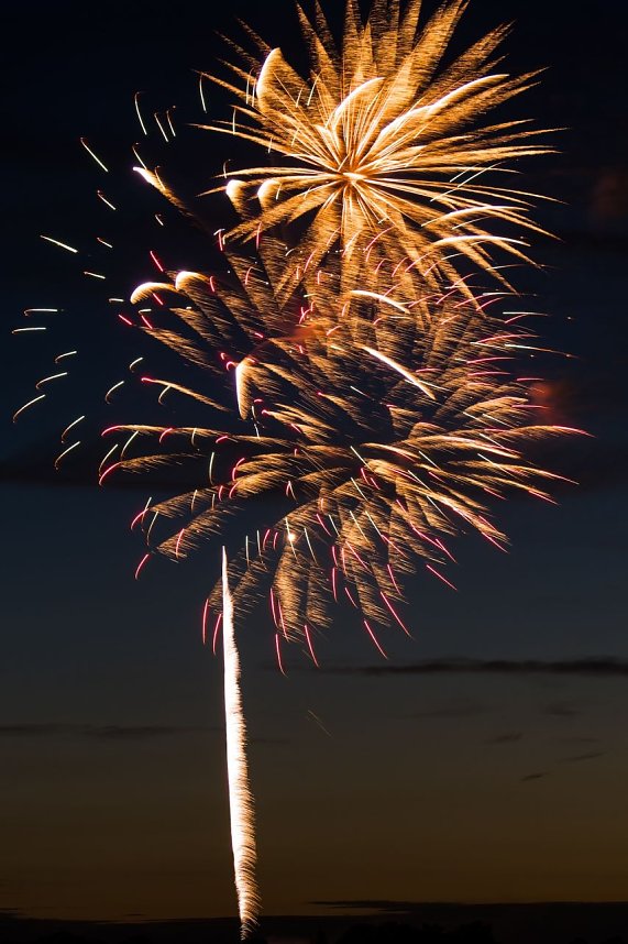 Feuerwerk zum Brunnenfest 2024