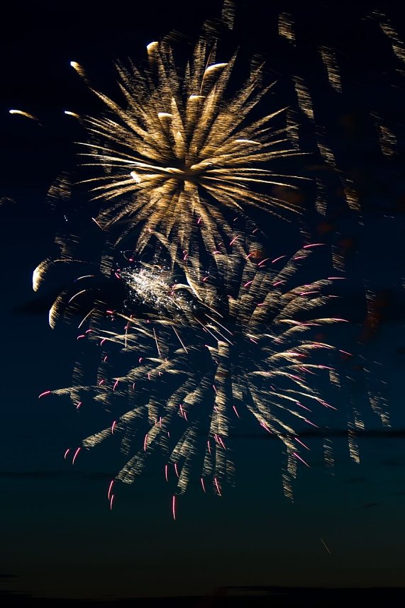 Feuerwerk zum Brunnenfest 2024