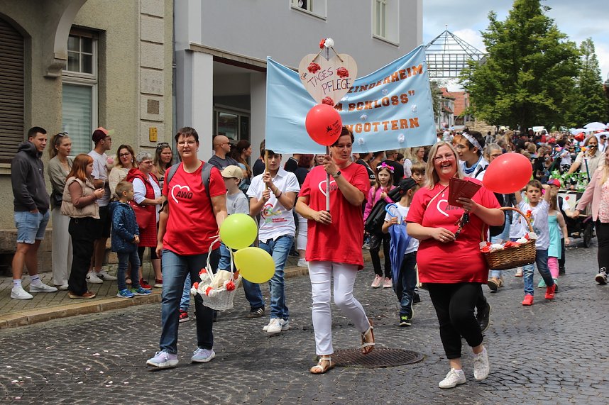 Gro&szlig;er festlicher Umzug zum 211. Brunnenfest in Bad Langensalza