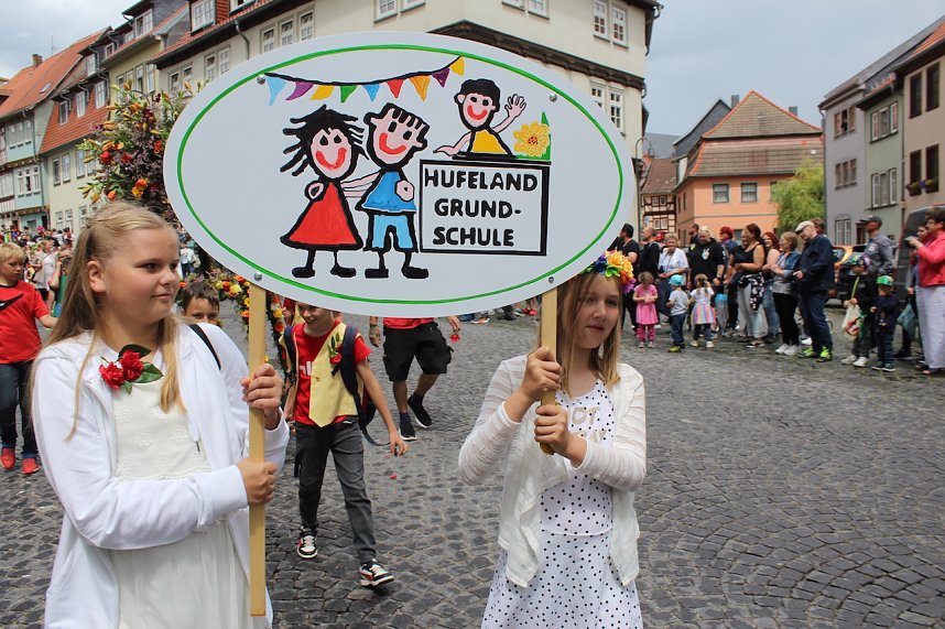 Gro&szlig;er festlicher Umzug zum 211. Brunnenfest in Bad Langensalza