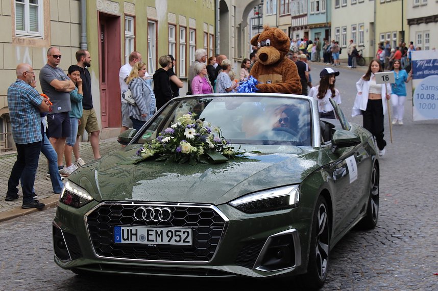 Gro&szlig;er festlicher Umzug zum 211. Brunnenfest in Bad Langensalza