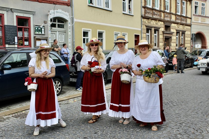 Farbenfroher Festumzug zum 211. Brunnenfest in Bad Langensalza