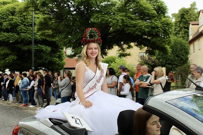 Farbenfroher Festumzug zum 211. Brunnenfest in Bad Langensalza