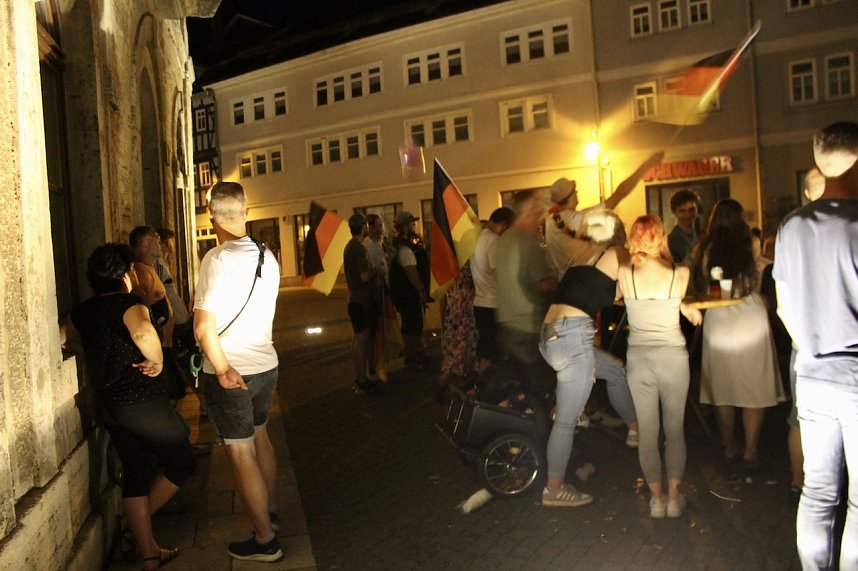 Public Viewing auf dem Neumarkt in Bad Langensalza zum Achtelfinalspiel der EM 2024 - Deutschland gegen D&auml;nemark