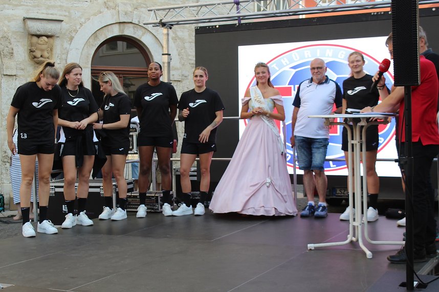 Saisoner&ouml;ffnung des Th&uuml;ringer HC auf dem Neumarkt