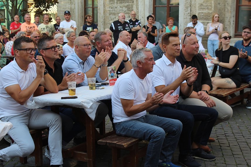 Saisoner&ouml;ffnung des Th&uuml;ringer HC auf dem Neumarkt