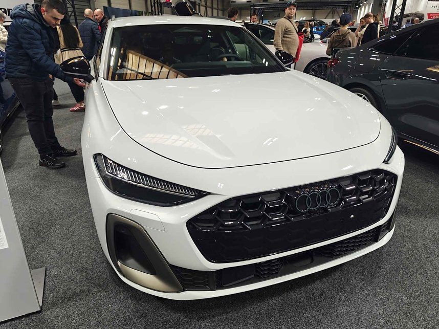 Peter Blei unterwegs auf der Automesse Erfurt