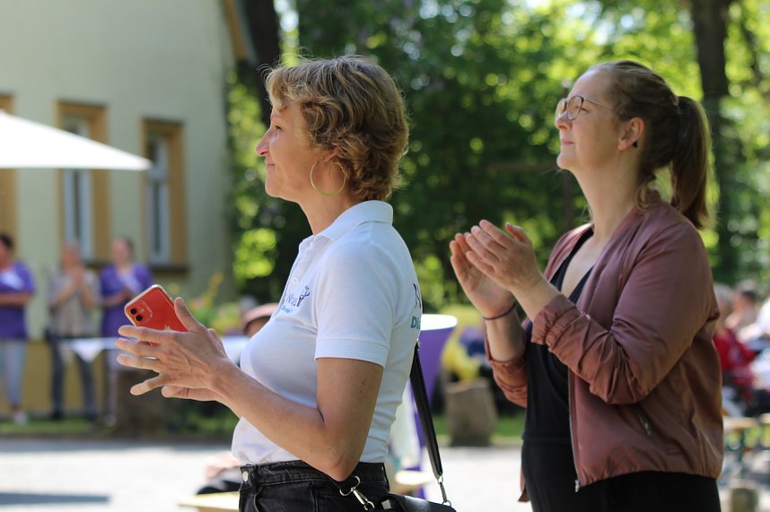 Impressionen Novalisritt 2025 am Schloss "Sophie von K&uuml;hn" in Gr&uuml;ningen