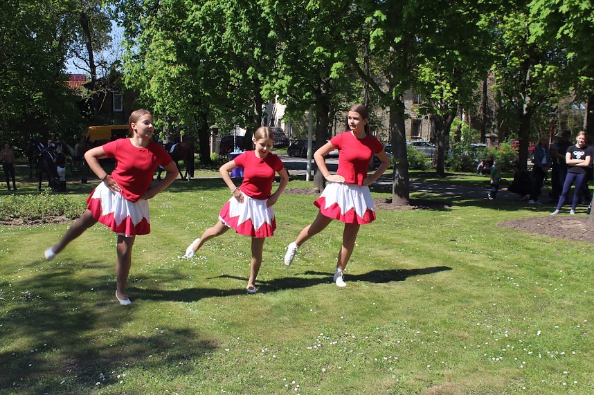 Impressionen Novalisritt 2025 am Schloss "Sophie von K&uuml;hn" in Gr&uuml;ningen