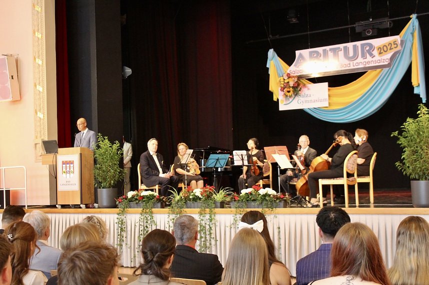 Feierliche Zeugnisvergabe an die Abiturientinnen und Abiturienten des Salza Gymnasiums in Bad Langensalza