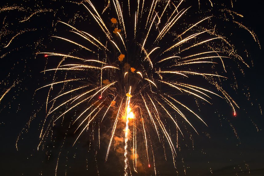 Gro&szlig;es Feuerwerk zum diesj&auml;hrigen Brunnenfest in Bad Langensalza