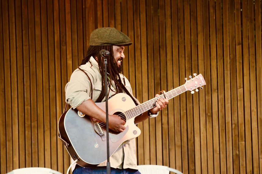 Tolle Stimmung im Rosengarten Bad Langensalza mit Reggae-Kl&auml;ngen