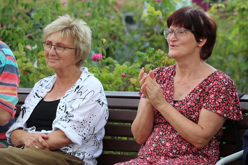 Tolle Stimmung im Rosengarten Bad Langensalza mit Reggae-Kl&auml;ngen