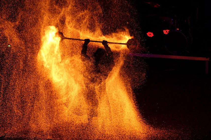 Spektakul&auml;re Feuershow von "EVENTPUPPETS" beim Mittelalterstadtfest in Bad Langensalza