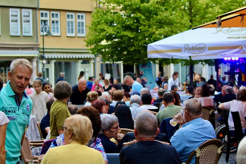Open-Air-Konzertreihe BaLaTon � SummAIR in the City auf dem Marktplatz in Bad Langensalza