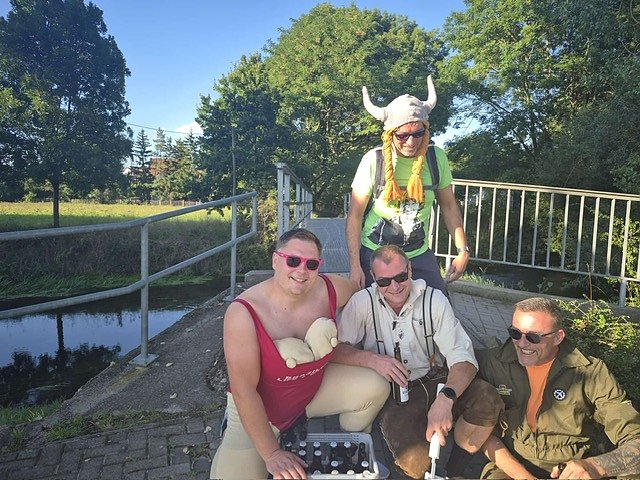 Bierathlon-Impressionen: Auf der Strecke in N&auml;gelstedt