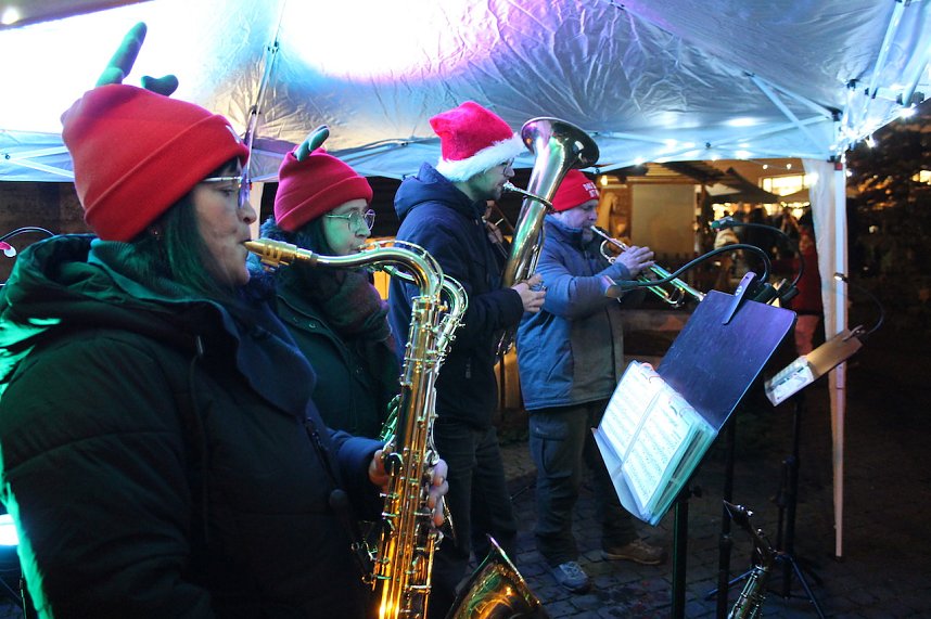 Der Stollen- und Pfefferkuchenmarkt in Bad Langensalza lockte die Besucher mit einem breiten Angebot