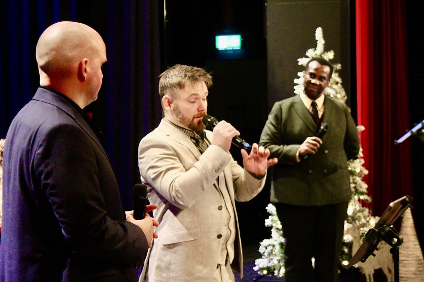 enortrio Fellas & Band am Nikolaustag 2025 im Kultur- und Kongresszentrum Bad Langensalza