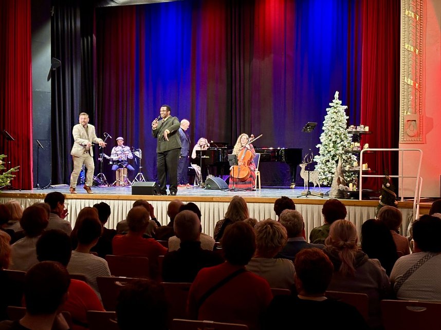 Riesen Erfolg mit Tenortrio Fellas & Band am Nikolaustag im Kultur- und Kongresszentrum in Bad Langensalza