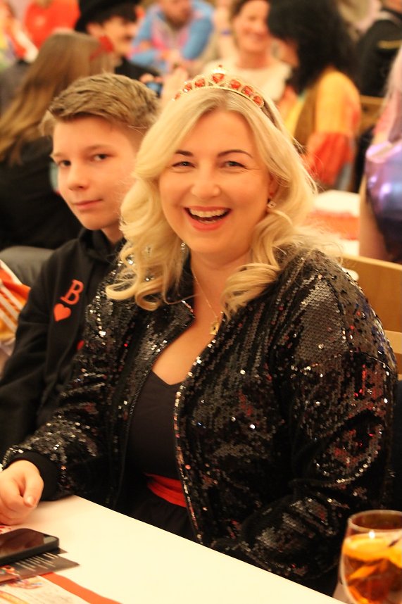 Ausgelassenes Treiben im Kultur-und Kongresszentrum in Bad Langensalza bei der Karnevalssitzung