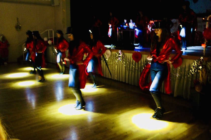 Ausgelassenes Treiben im Kultur-und Kongresszentrum in Bad Langensalza bei der Karnevalssitzung