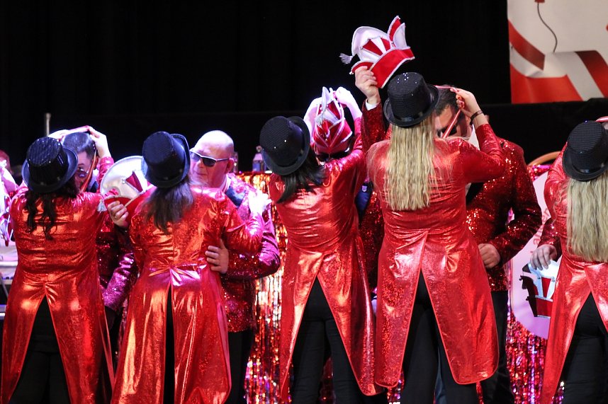 Ausgelassenes Treiben im Kultur-und Kongresszentrum in Bad Langensalza bei der Karnevalssitzung