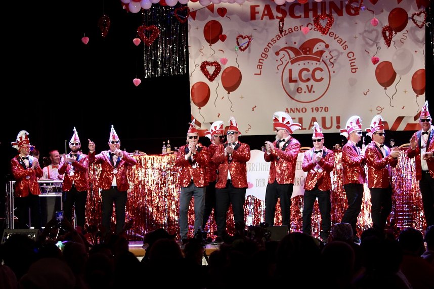 Ausgelassenes Treiben im Kultur-und Kongresszentrum in Bad Langensalza bei der Karnevalssitzung