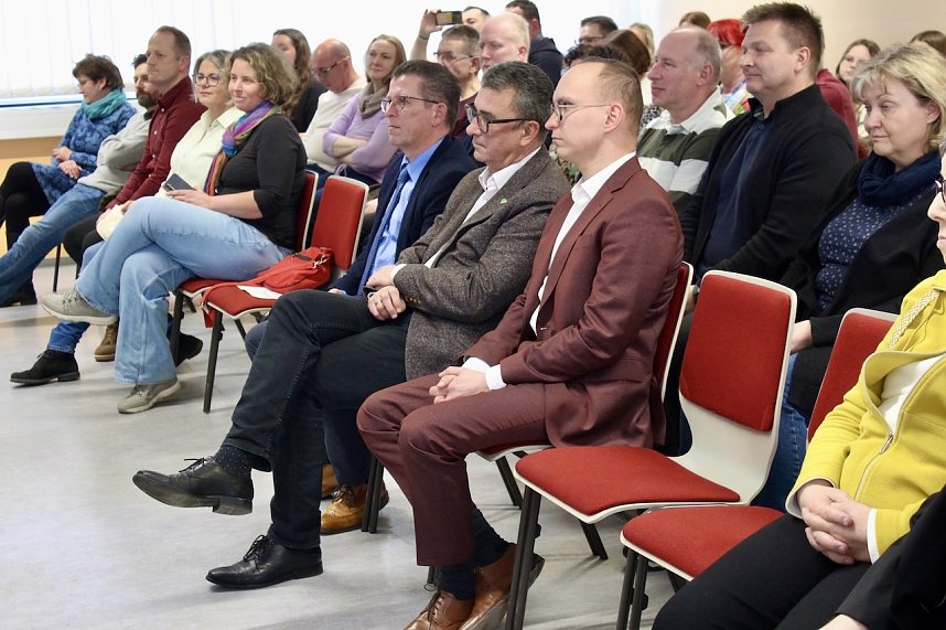 Einweihungsfeier nach Schulsanierung der Regelschule "Novalis" in Bad Tennstedt