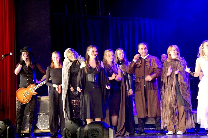 Faust n Roll nach Goethe" im KKZ in Bad Langensalza mit Sch&uuml;lern des Salza Gymnasiums