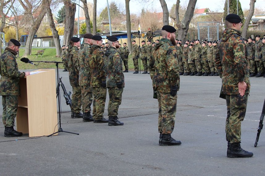 Verabschiedungsappell von Major Baumbach (Aufkl&auml;rungsbataillons 13 - Standort Gotha) auf dem Jahnplatz in Bad Langensalza