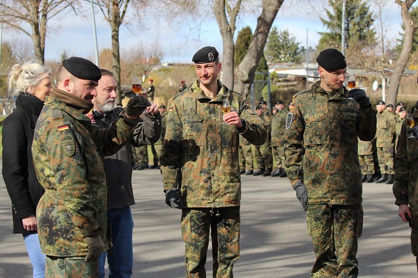 Verabschiedungsappell von Major Baumbach (Aufkl&auml;rungsbataillons 13 - Standort Gotha) auf dem Jahnplatz in Bad Langensalza