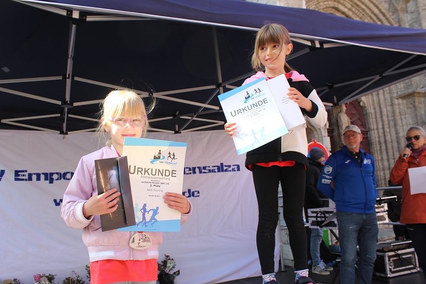 Die Siegerinnen und Sieger &uuml;ber 1000m beim 3-T&uuml;rme-Lauf in Bad Langensalza