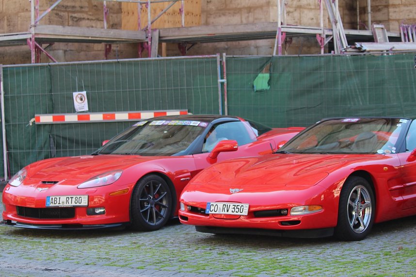 Einhundertundsechzig Corvette zu Besuch in Bad Langensalza