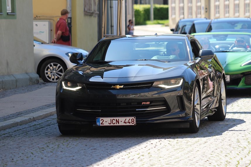 Einhundertundsechzig Corvette zu Besuch in Bad Langensalza