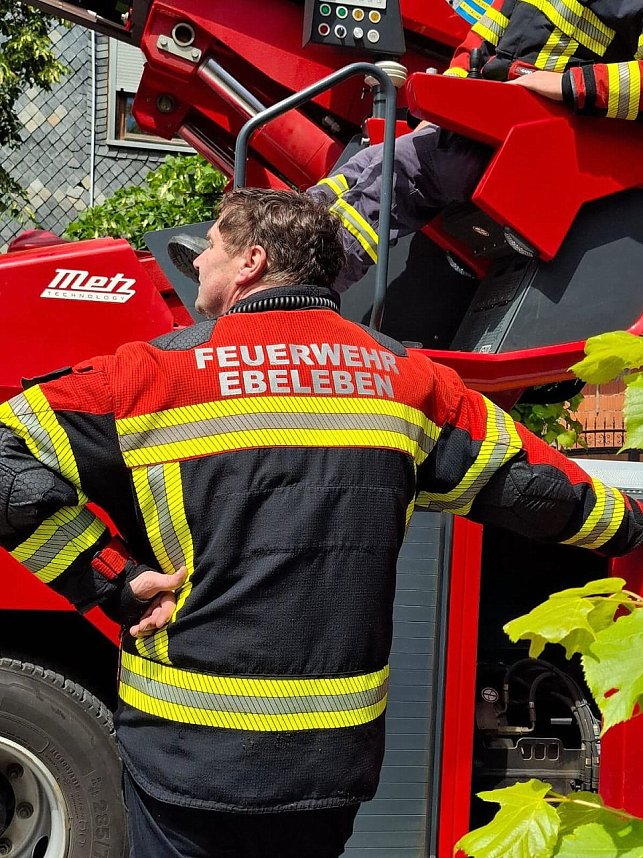In Menteroda geriet am Donnerstag ein Wohnhaus in Brand.