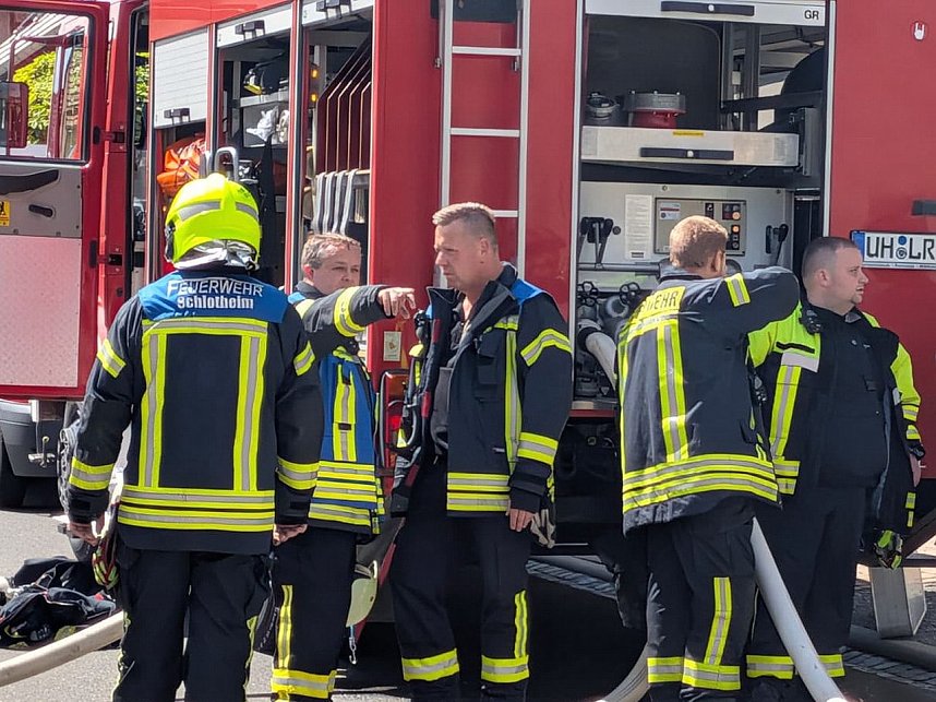 In Menteroda geriet am Donnerstag ein Wohnhaus in Brand.