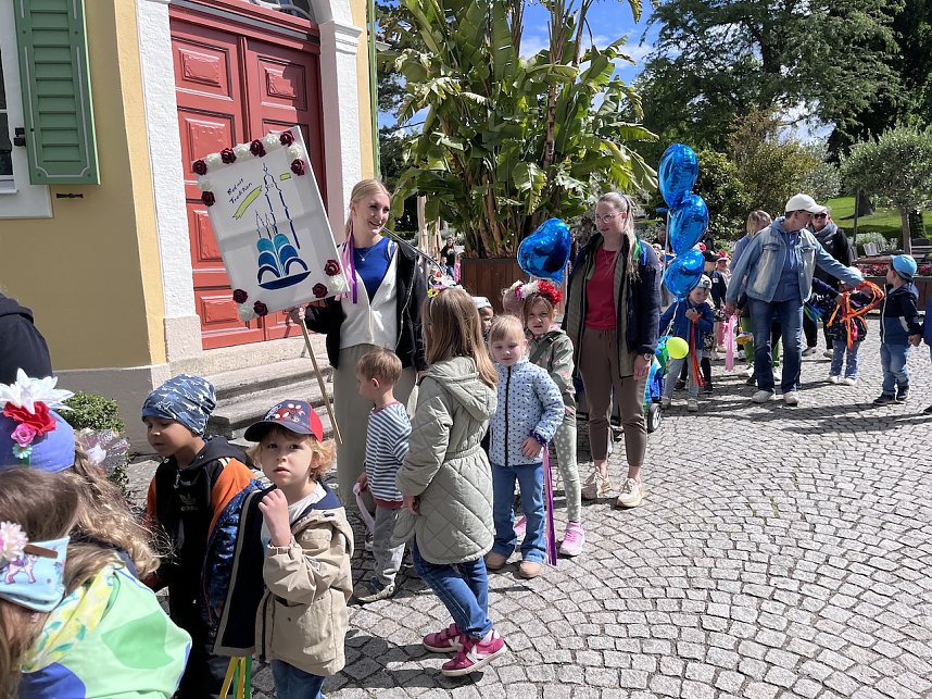 Kinderumzug der Anni-Berger-Stiftung durch Bad Langensalza