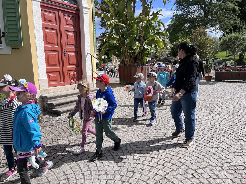 Kinderumzug der Anni-Berger-Stiftung durch Bad Langensalza